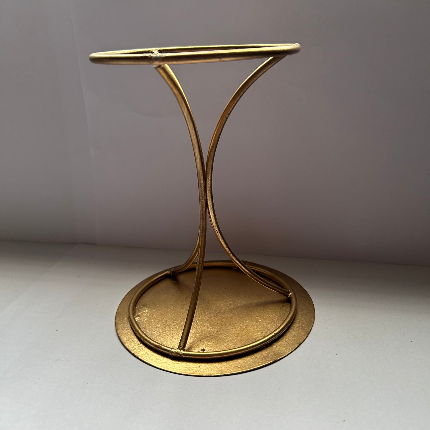 Cake stand - Round ( 6” )