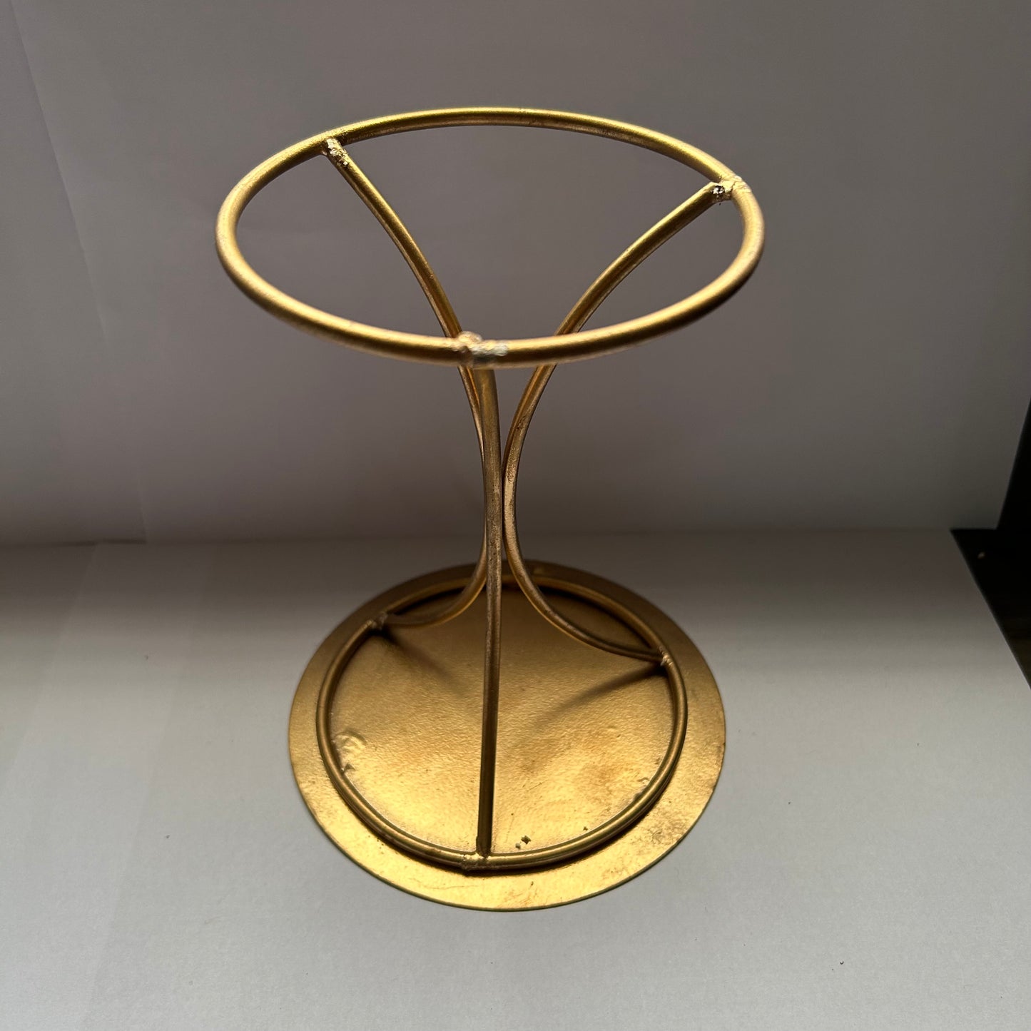 Cake stand - Round ( 6” )